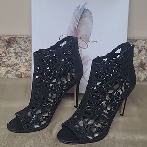 Jessica Simpson caged stilettos